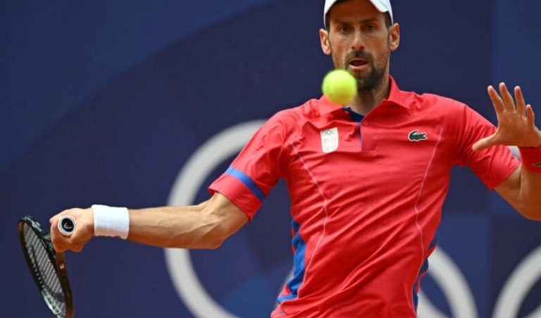 novak-tennis-player